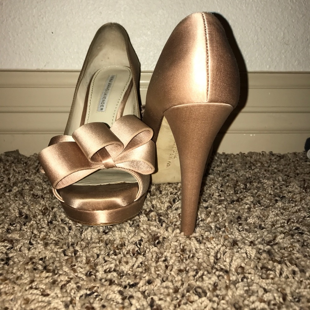 Vera wang heels