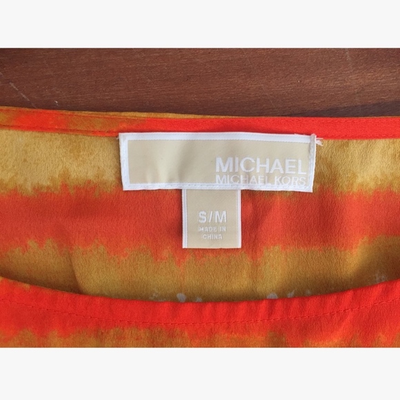 Michael Kors Poncho Top NWOT - Picture 3 of 3