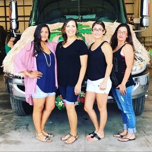 Meet your Posher, Cynthia