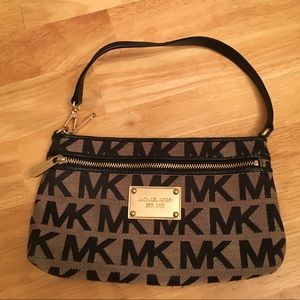 Michael Kors Wristlet