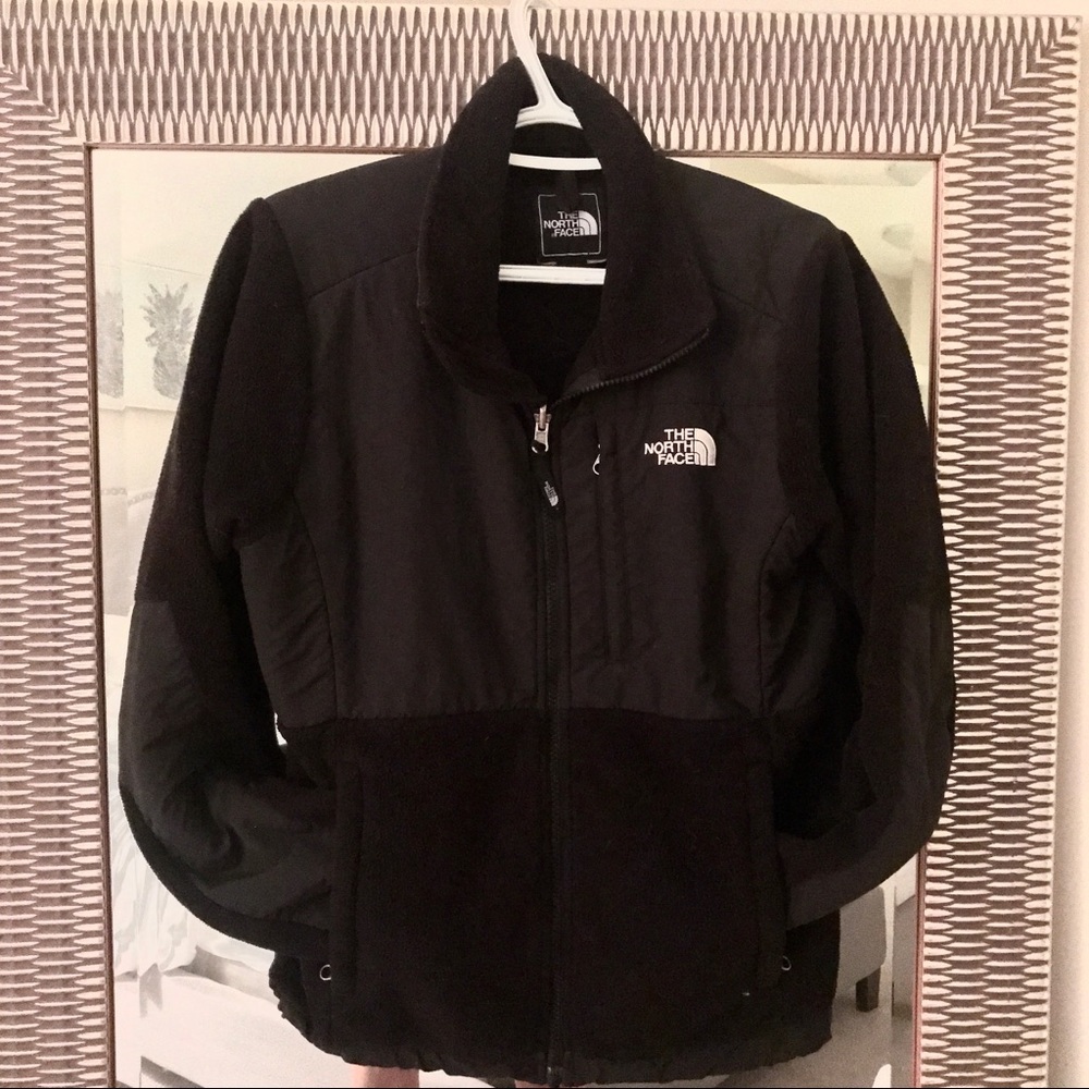 SOLD ❌ North Face Fleece