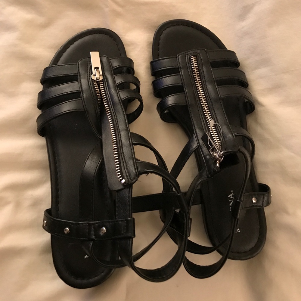 Black merona sandals