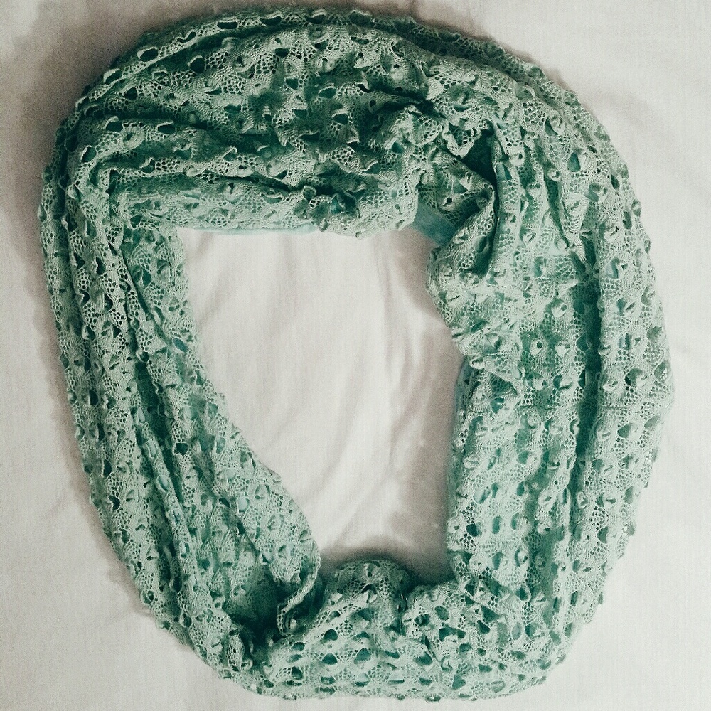 Pacsun infinity scarf