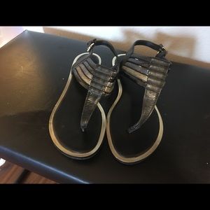 Aldo super cute sandals flip slips flat black