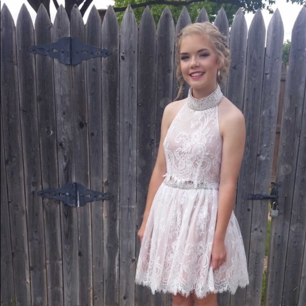 Super cute Sherri Hill prom dress