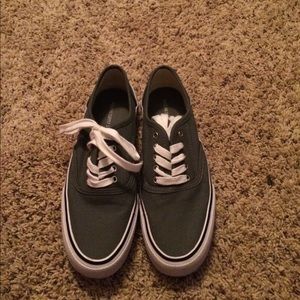 🔥🔥 Mossimo sneakers👟