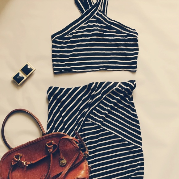Socialite Striped Bodycon Midi Skirt and Tip set - Picture 6 of 7