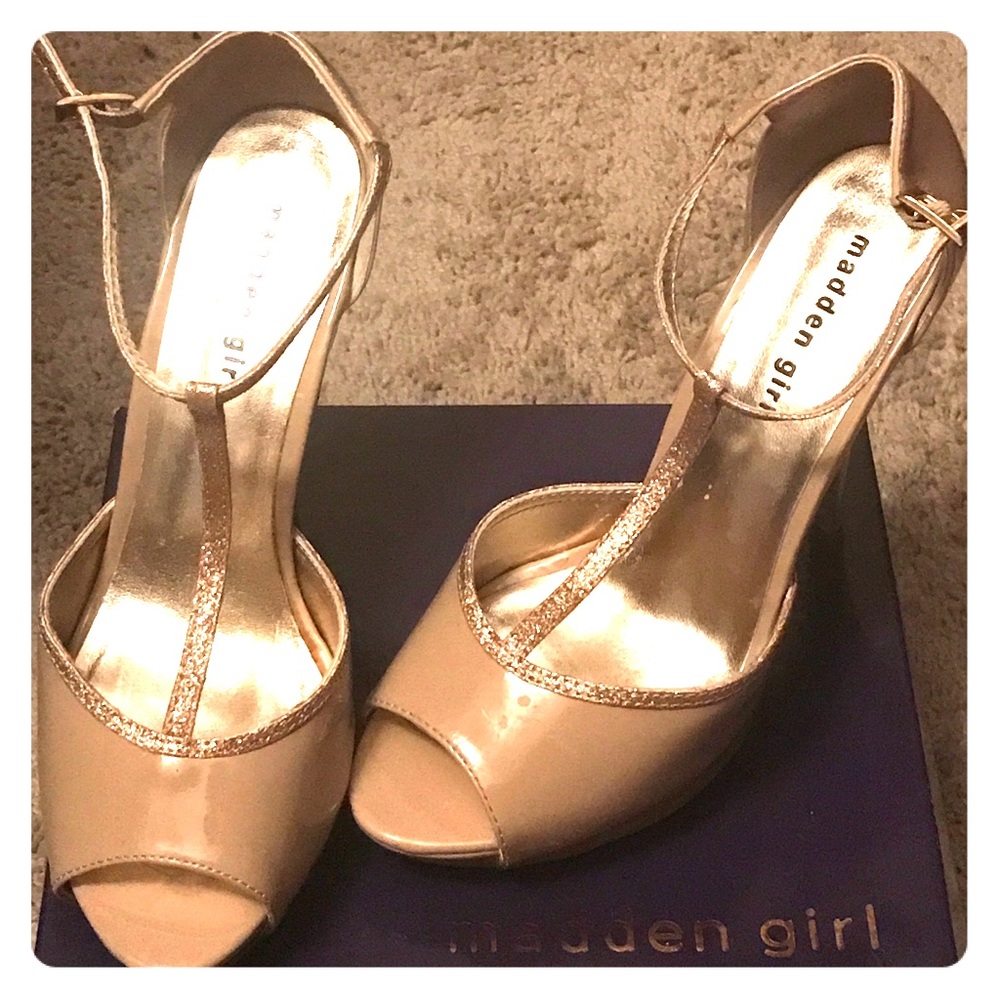 Madden Girl Size 10 Pumps