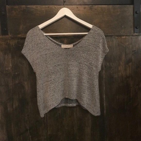 URBAN OUTFITTERS TOP - Picture 1 of 2