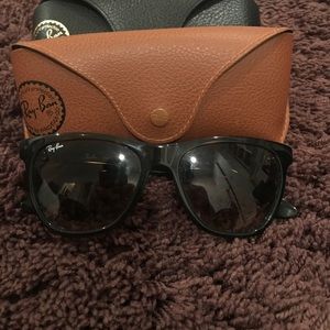 Tortoise Wayfarer sunglasses