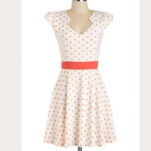 Modcloth "The Story of Citrus" dress. M.