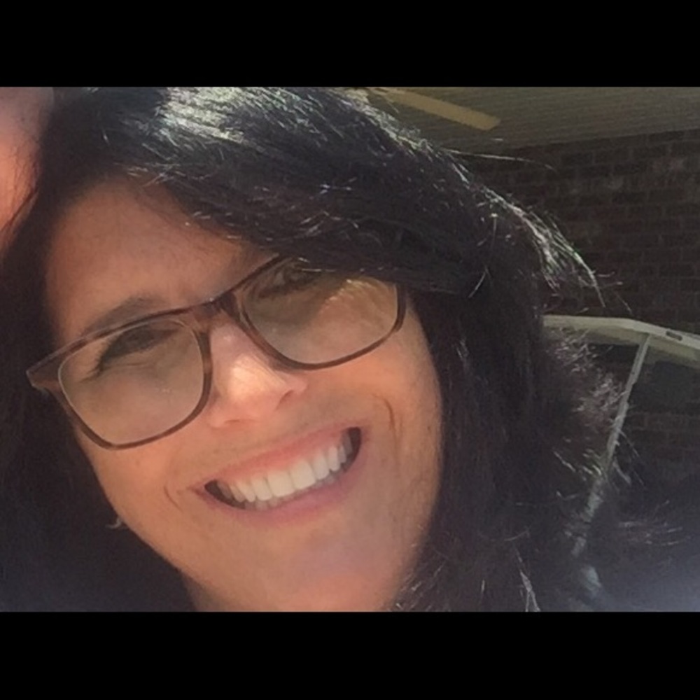 Meet your Posher, Vikki