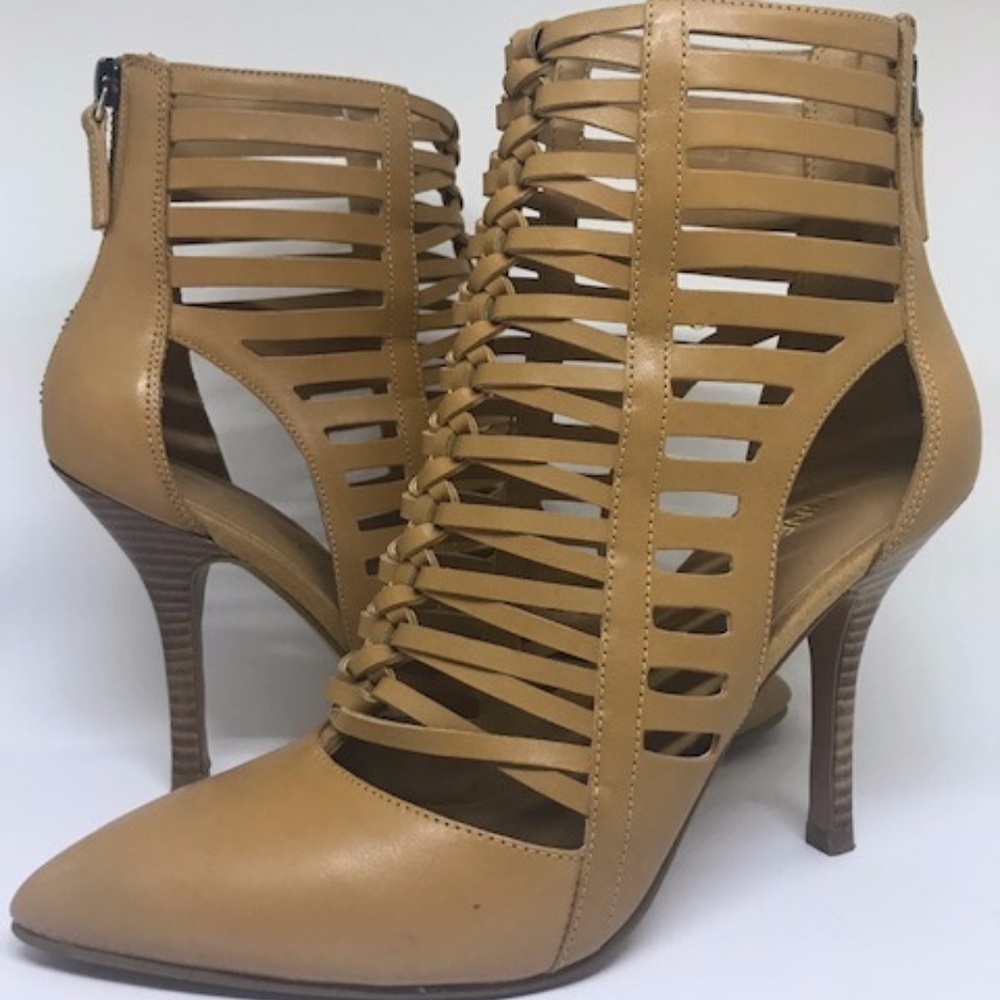 Nine West Bessie Boot Natural Leather