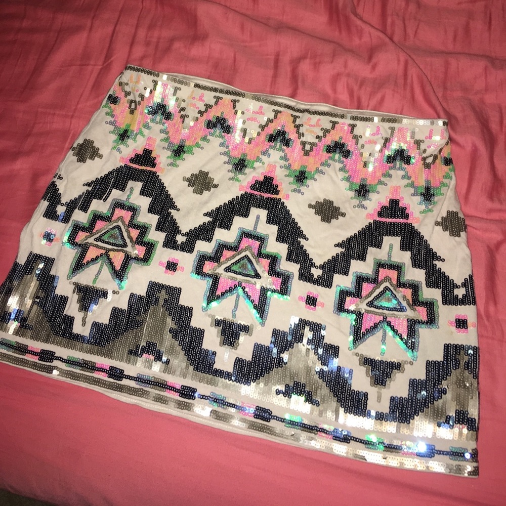 Express sequin skirt