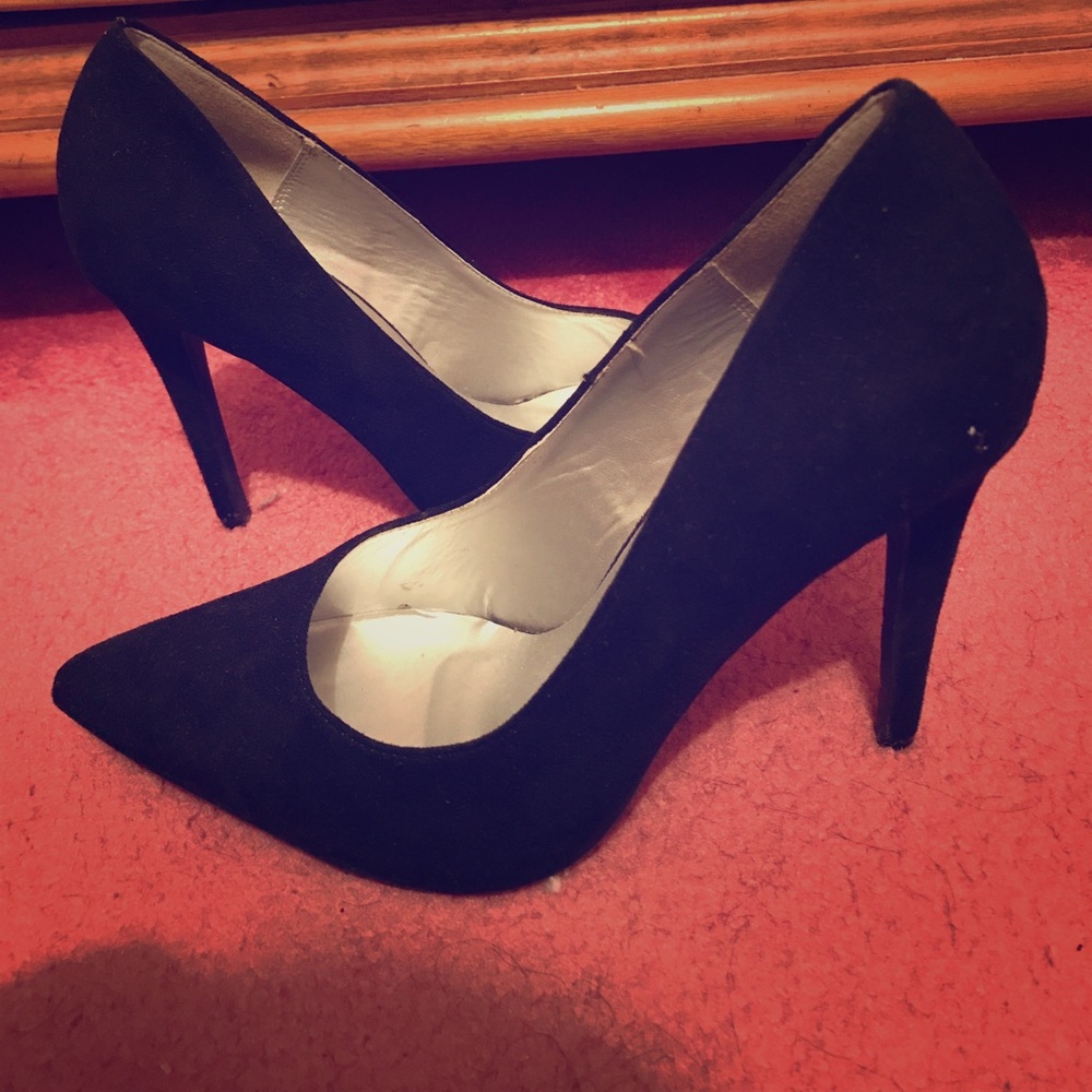 Hot Tomato Black Stilettos