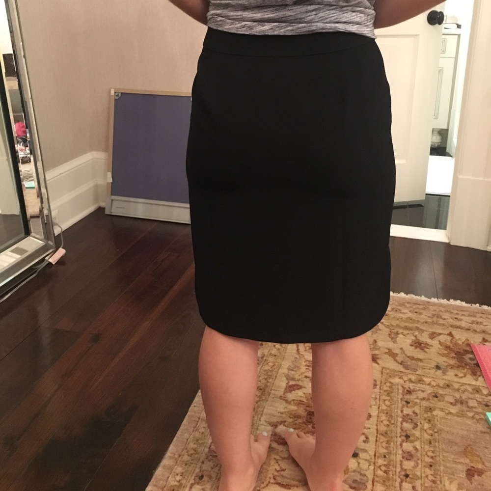 Halogen skirt. - Picture 2 of 4