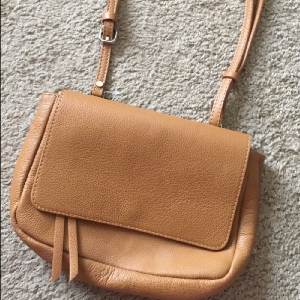 Brown leather shoulder bag