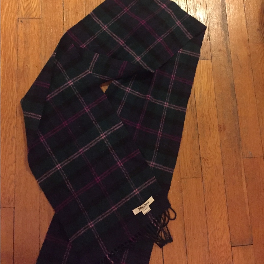 JOHNSTON'S OF ELGIN legit Scottish tartan scarf