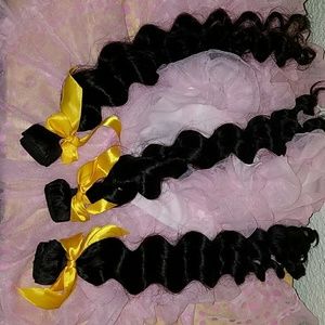 Hair bundles