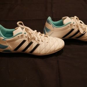Adidas 11Questra Soccer Cleats