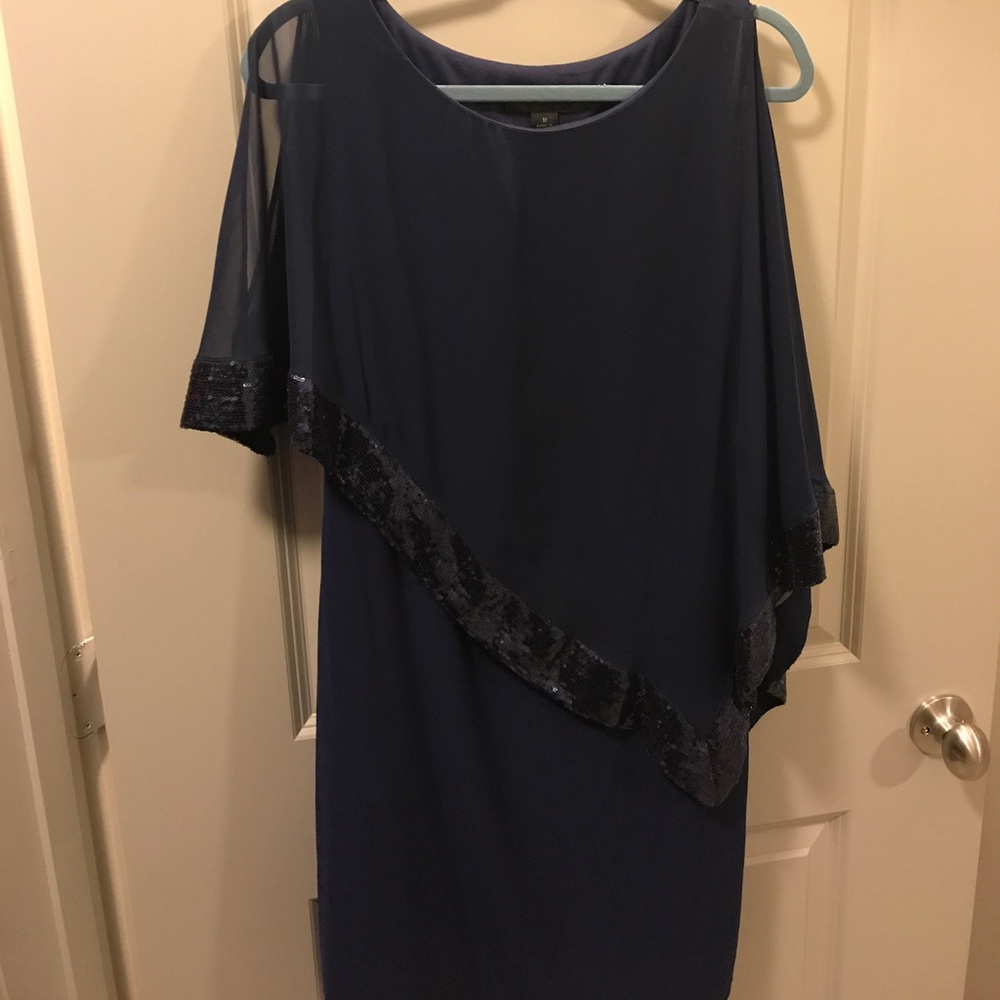 EUC Navy cape style dress with sequins (12)