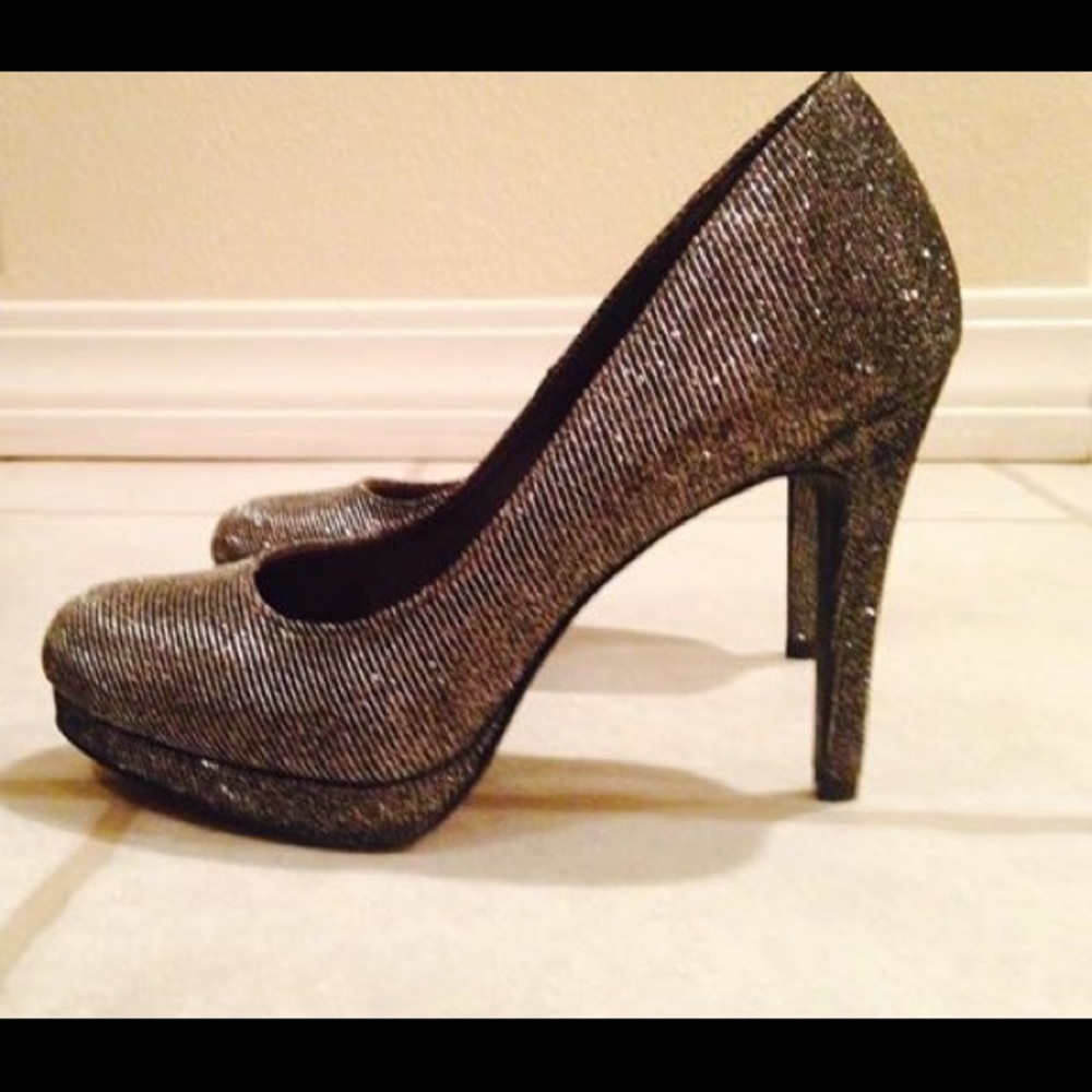 Size 7 1/2 Fiona Night Heels, Black Noir