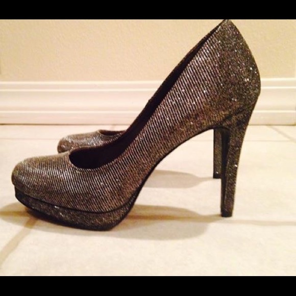 Size 7 1/2 Fiona Night Heels, Black Noir - Picture 1 of 2