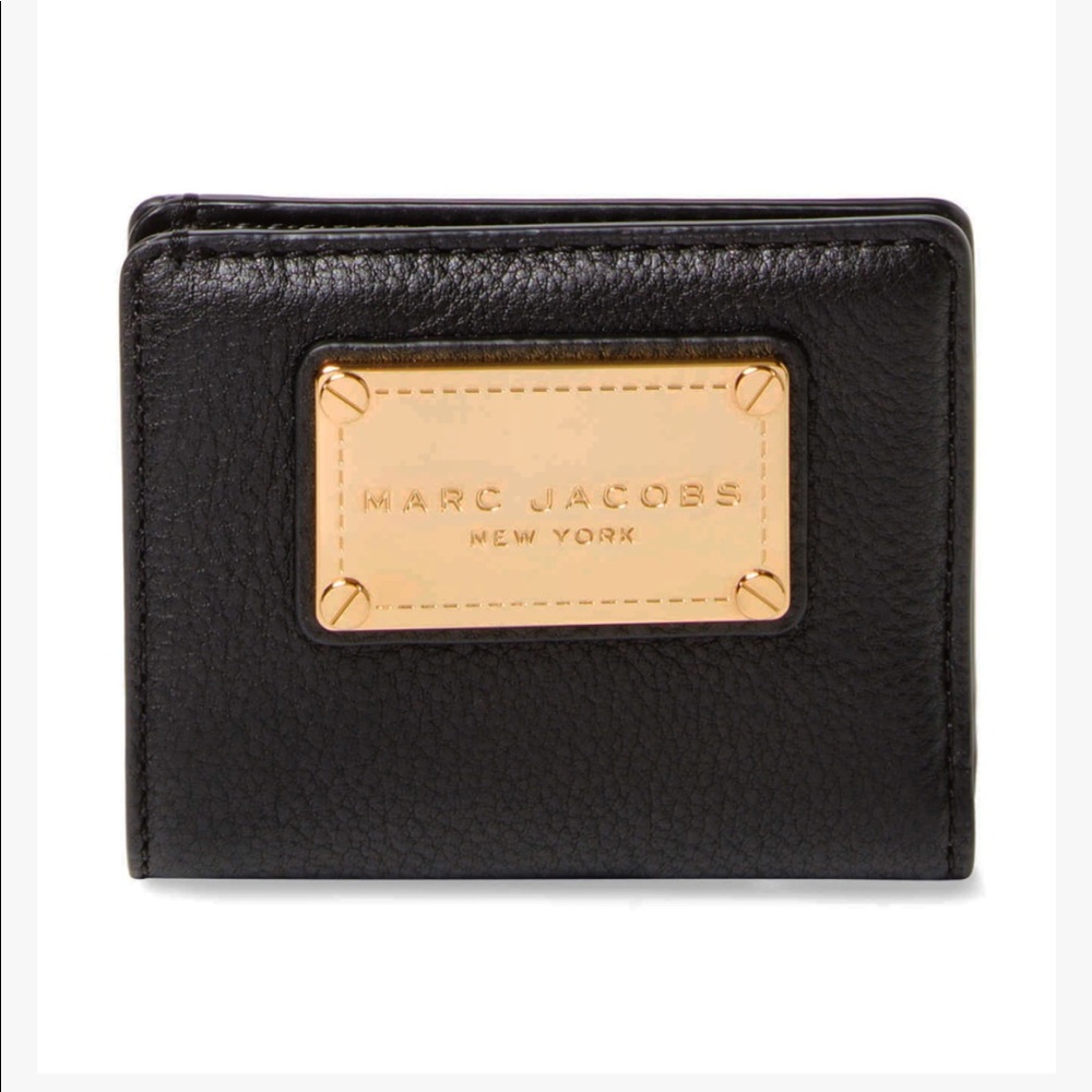 AUTHENTIC MARC JACOBS NEW YORK WOMENS WALLET