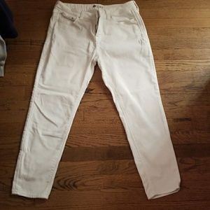 White skinny ankle jeans