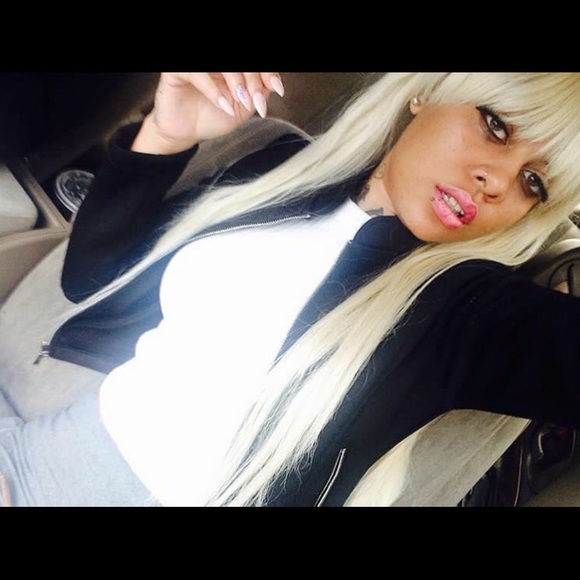 Meet your Posher, Chyna - Picture 1 of 1