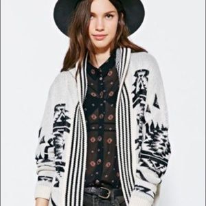Ecote Jacquard Hooded Cardigan - size small.