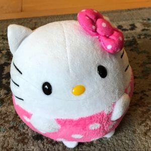 Meet your Posher, Monica