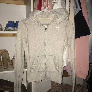 Abercrombie and fitch sweatshirt