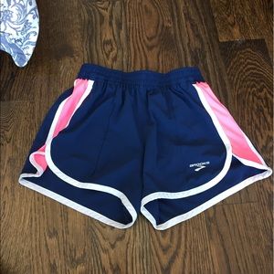 brooks running shorts