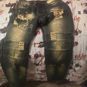 brand new jeans bought for $60 tired on to small