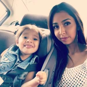 Meet your Posher, Mayra