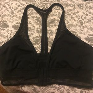 Lululemon sports bra size 8