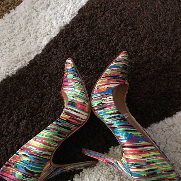 Fun heels - Picture 3 of 4