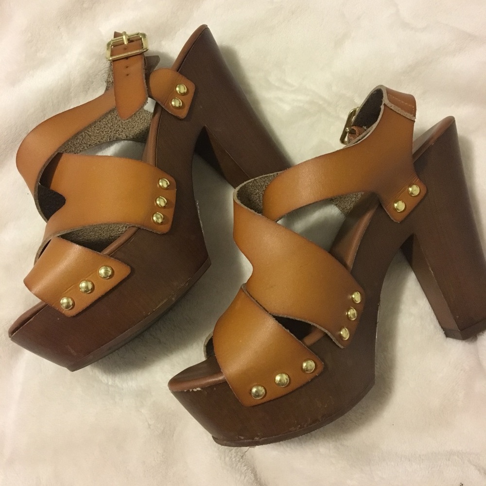 70's inspired retro platform wedged-heels