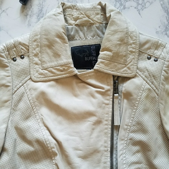 Buffalo Leather Jacket - Picture 2 of 8