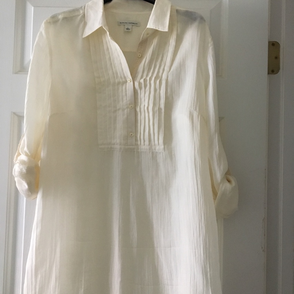 Banana Republic shirt. NWOT