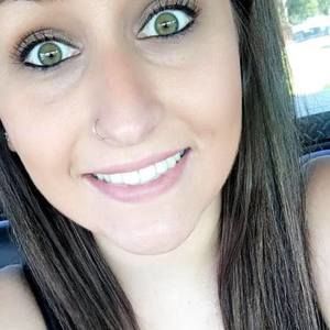 Meet your Posher, Kenzie