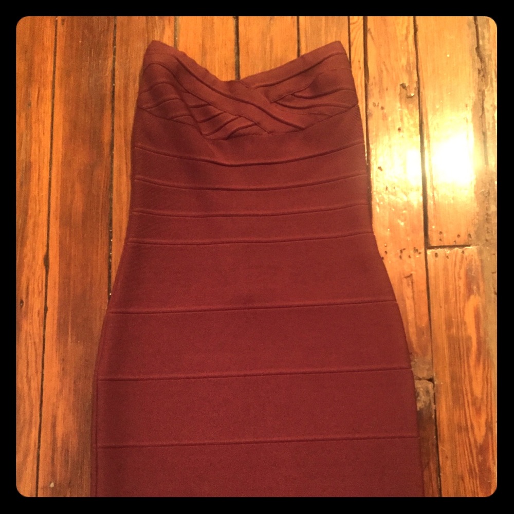 Herve Leger XXS burgundy strapless dress