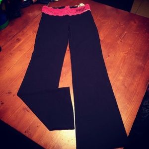 Victoria's Secret yoga pants size medium