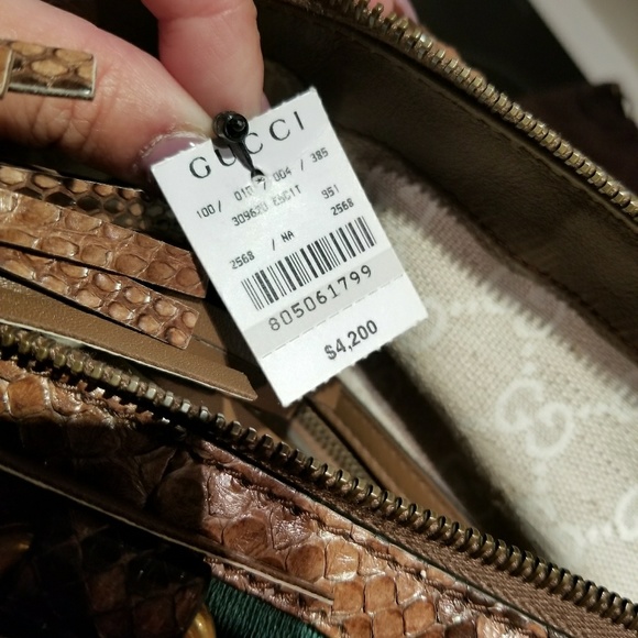 SOLD.  Authentic Gucci bag - Picture 2 of 4
