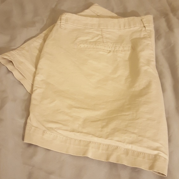 Old Navy Shorts - Picture 2 of 2