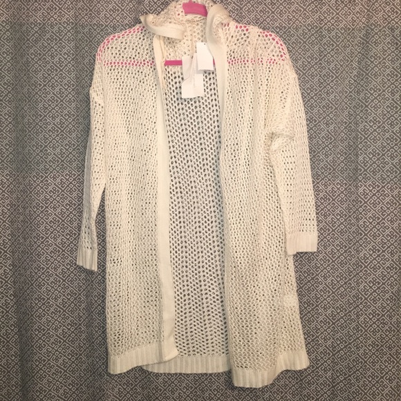 Coverup/cardigan - Picture 1 of 3
