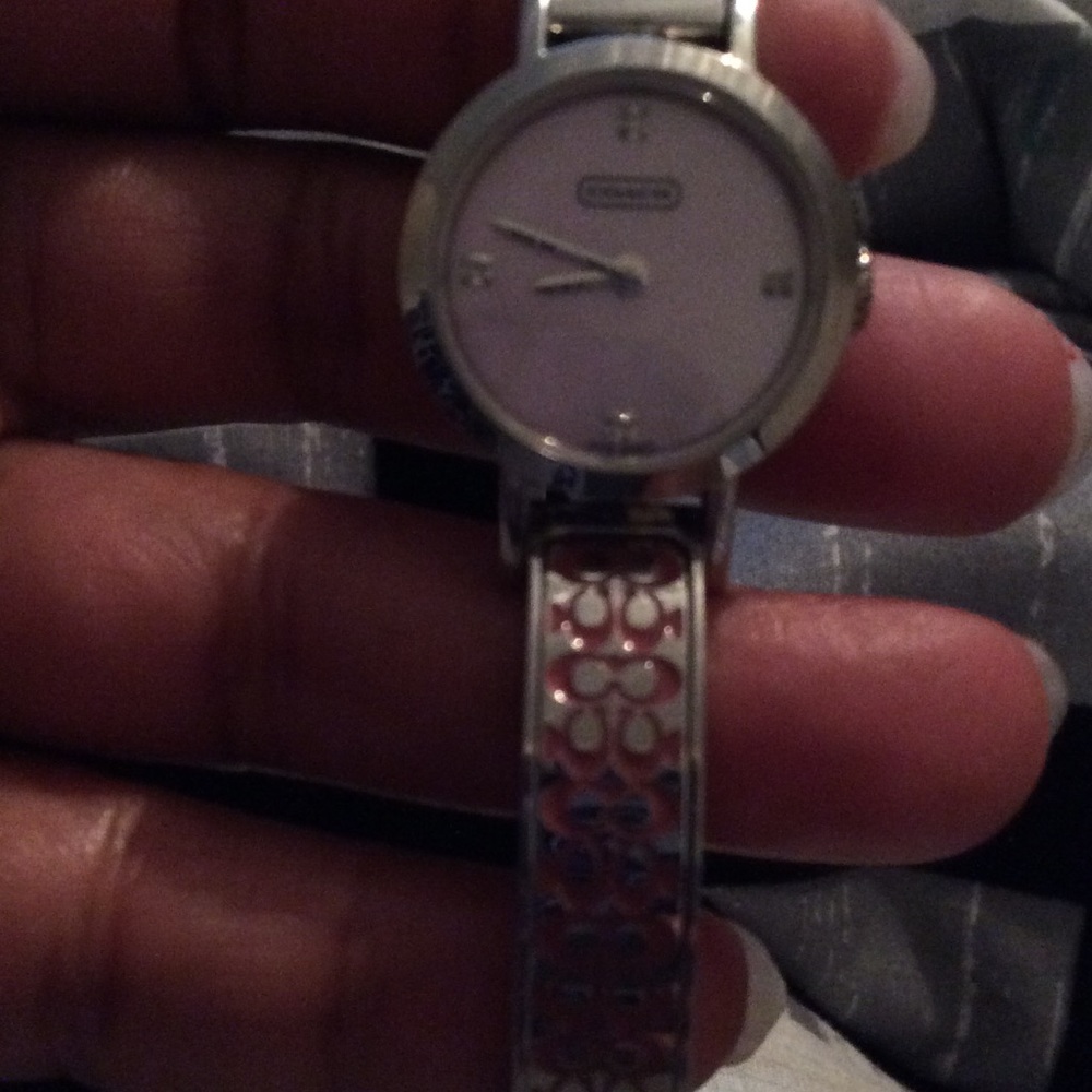 Coach watch - beautiful pink face ! - Picture 3 of 5