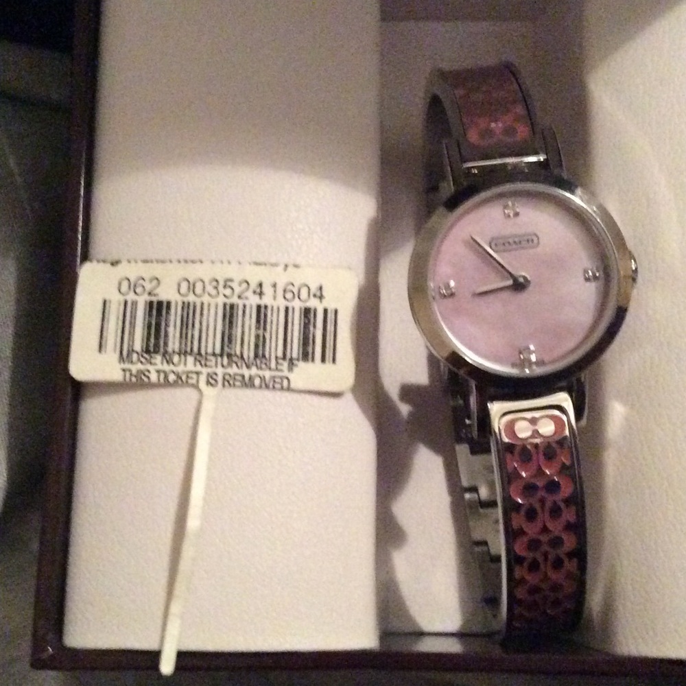 Coach watch - beautiful pink face ! - Picture 5 of 5