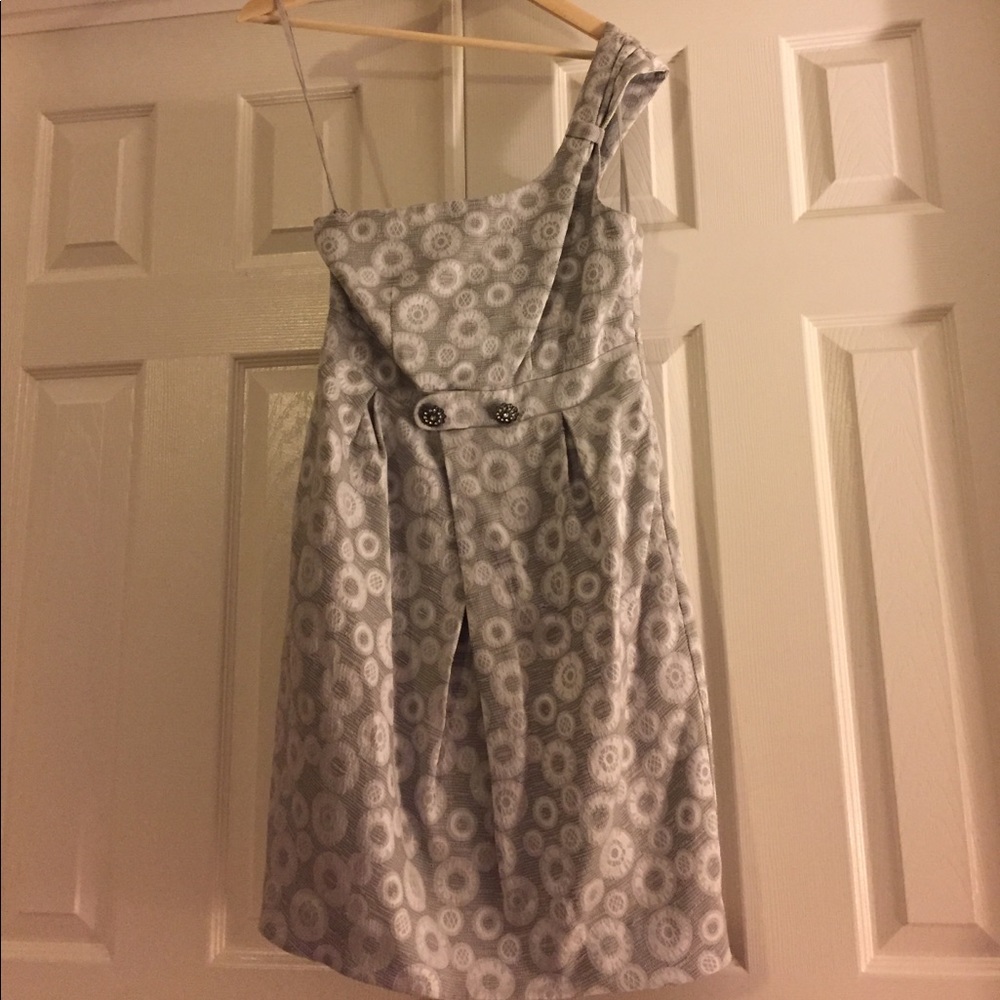 MOULINETTE SOEUS one shoulder dress in size 4.